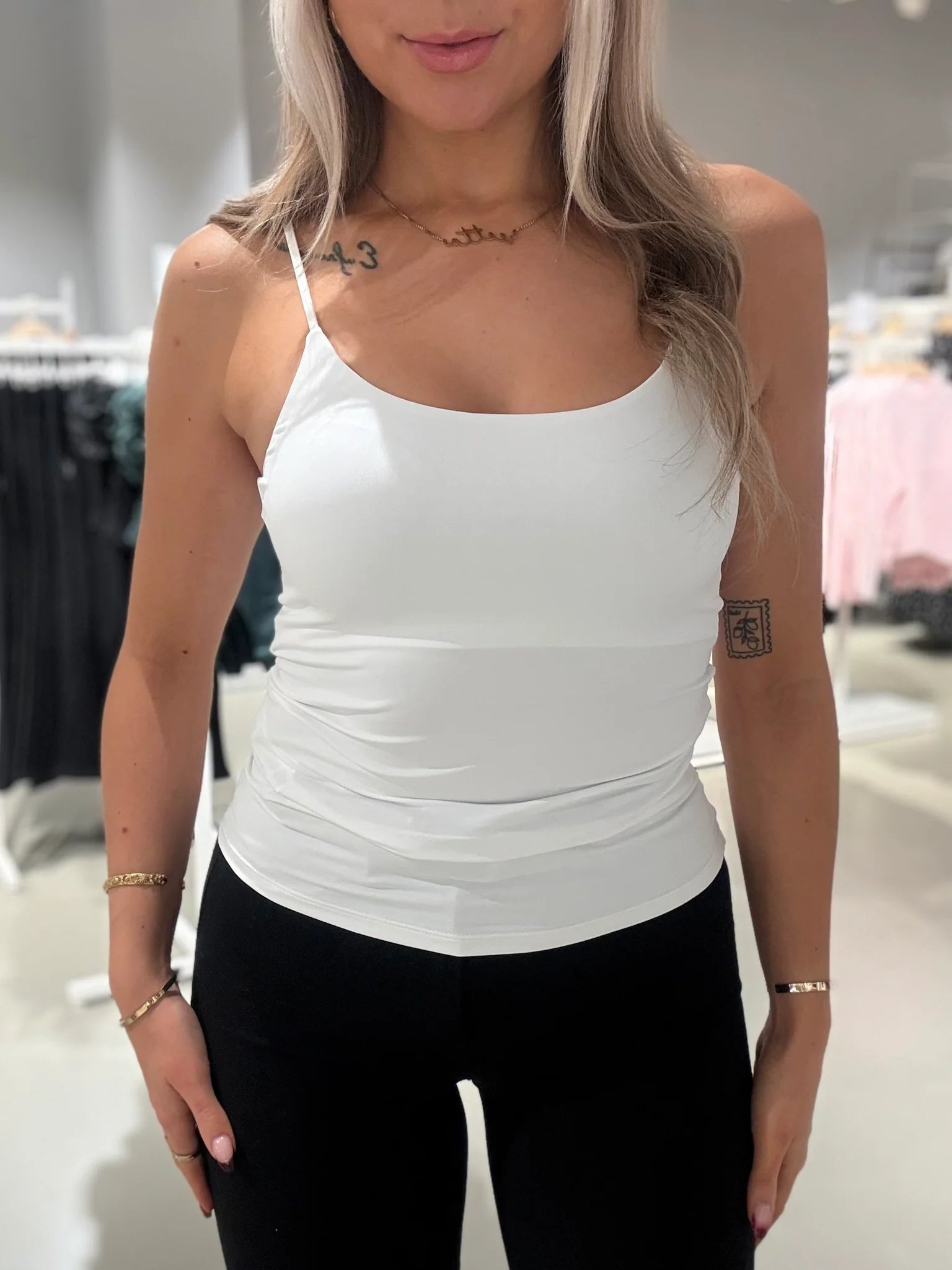 VIKENZA Singlet - Optical Snow