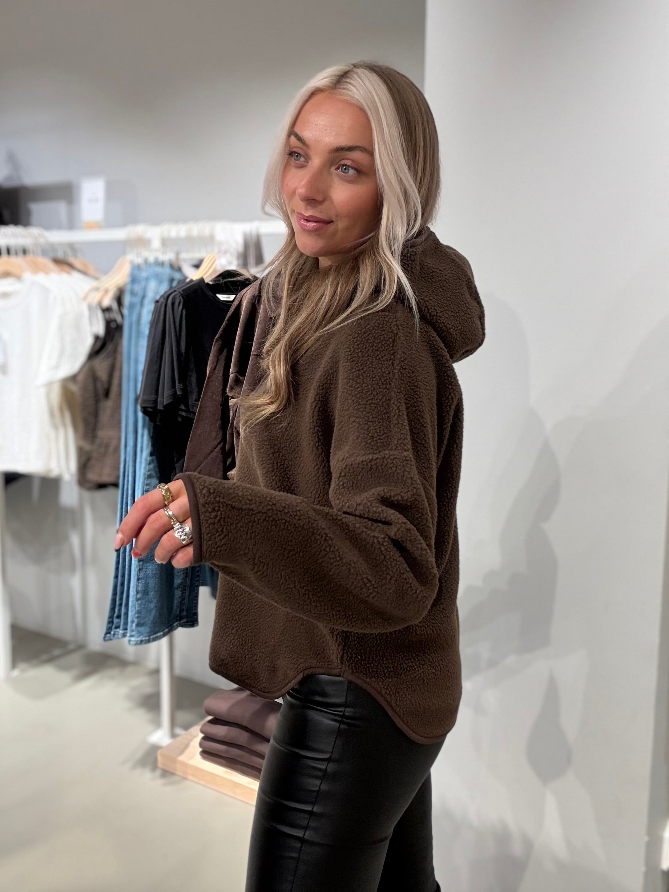NMCOZY Sweatshirt - Chocolate Brown