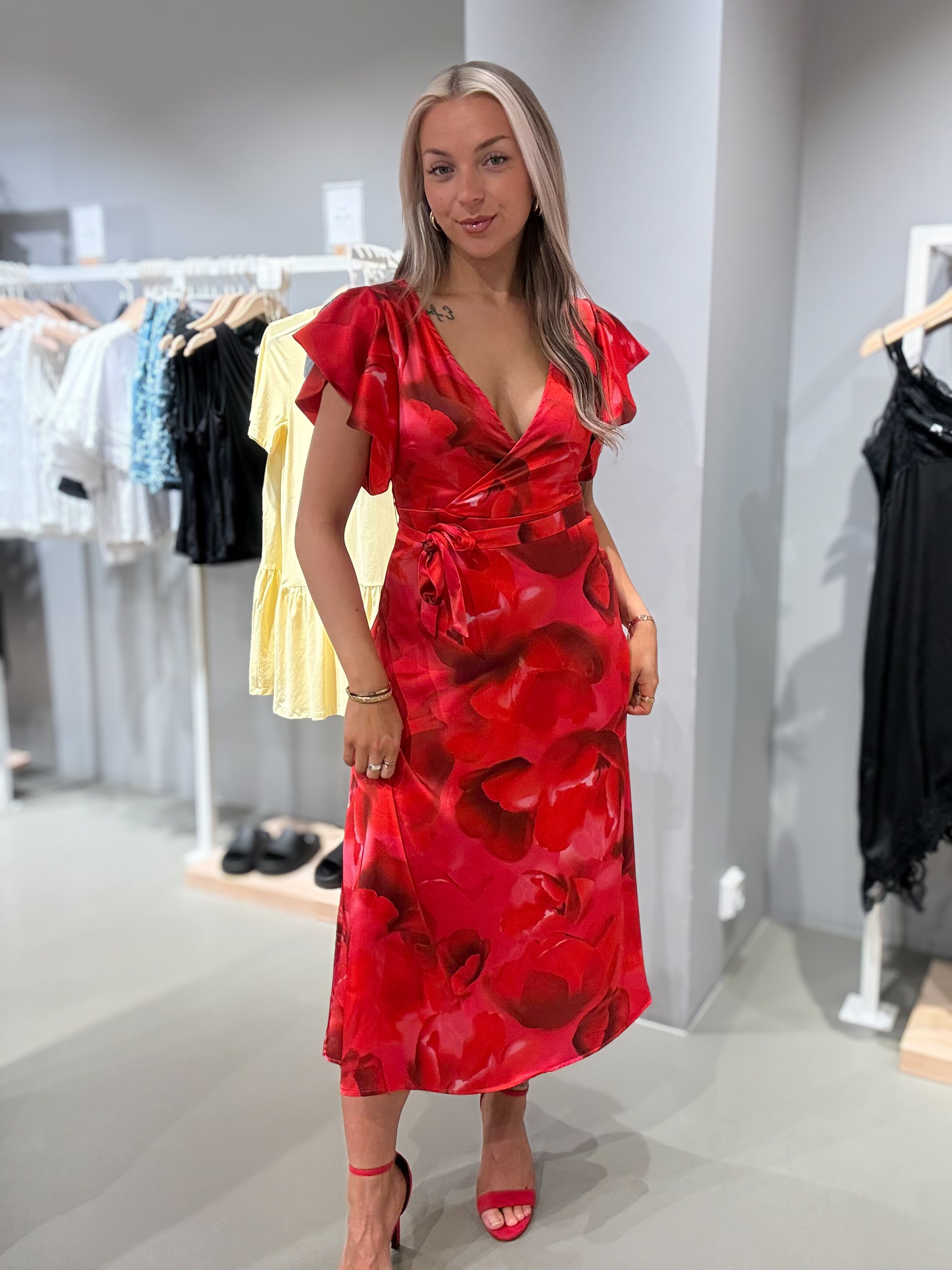 VIAVELINA Midi Dress - Hibiscus