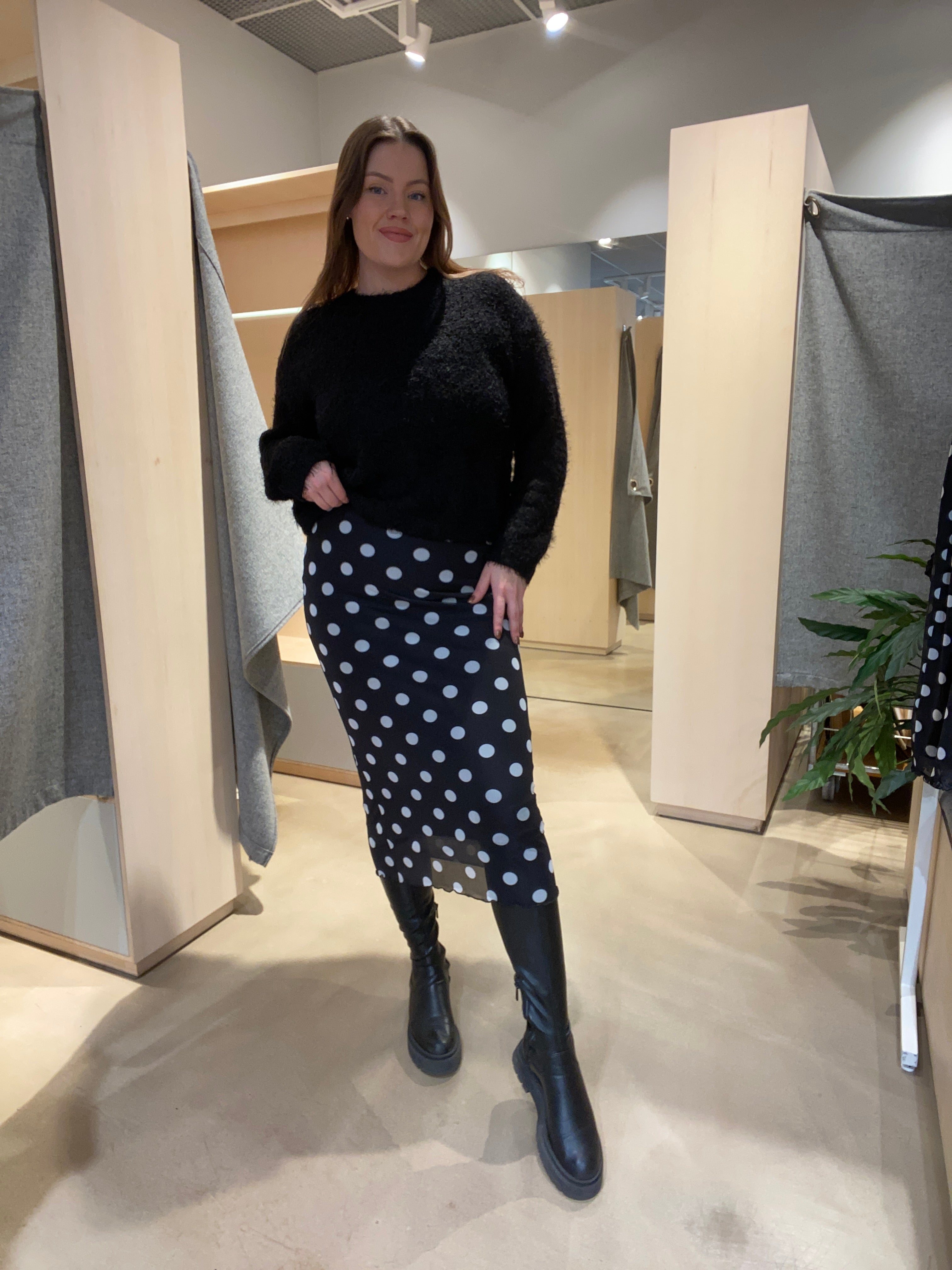 NMLUCIA Long Skirt - Black