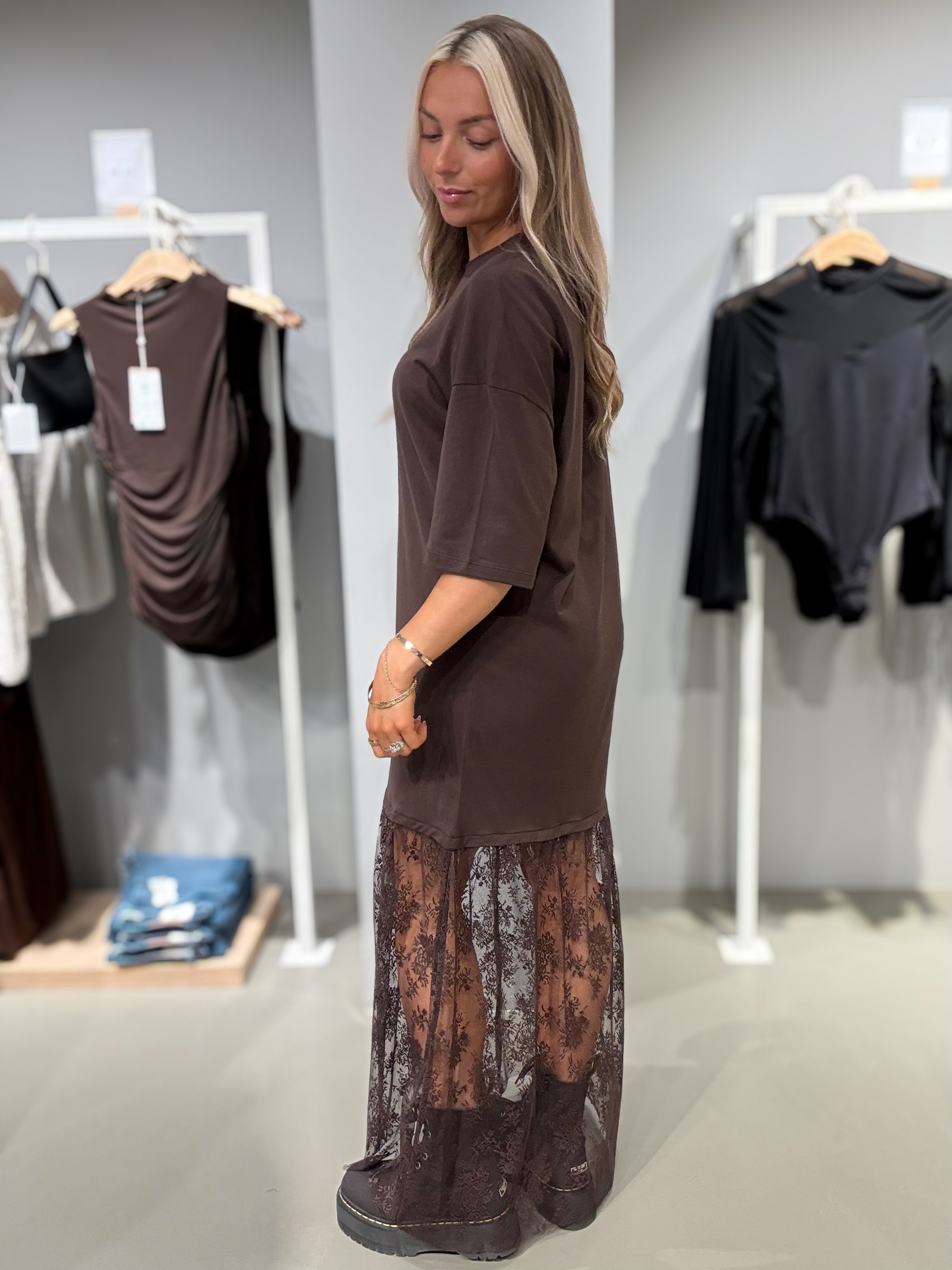 VIKATA Long Dress - Coffee Bean