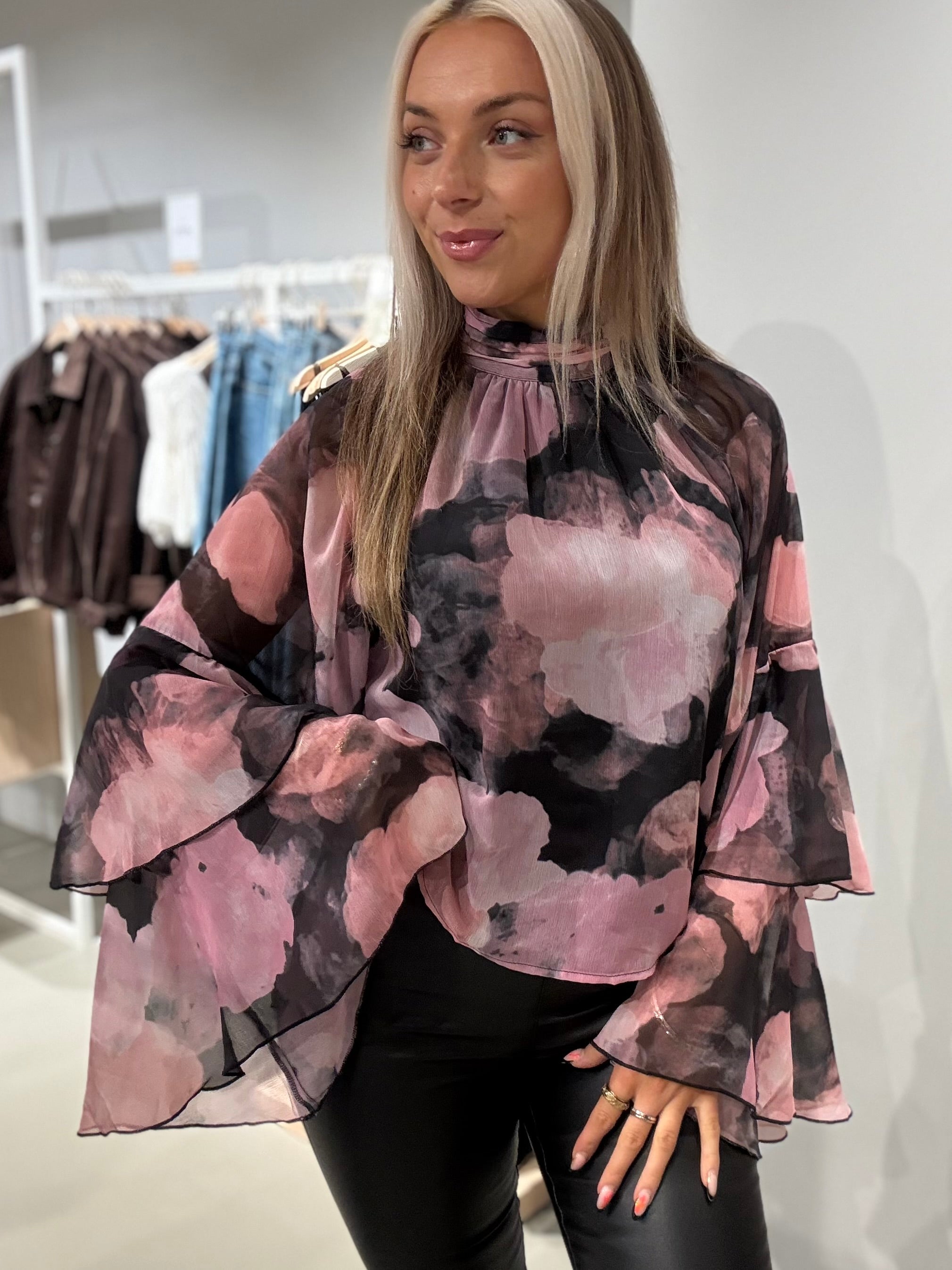VIMOFLORA Top - Black