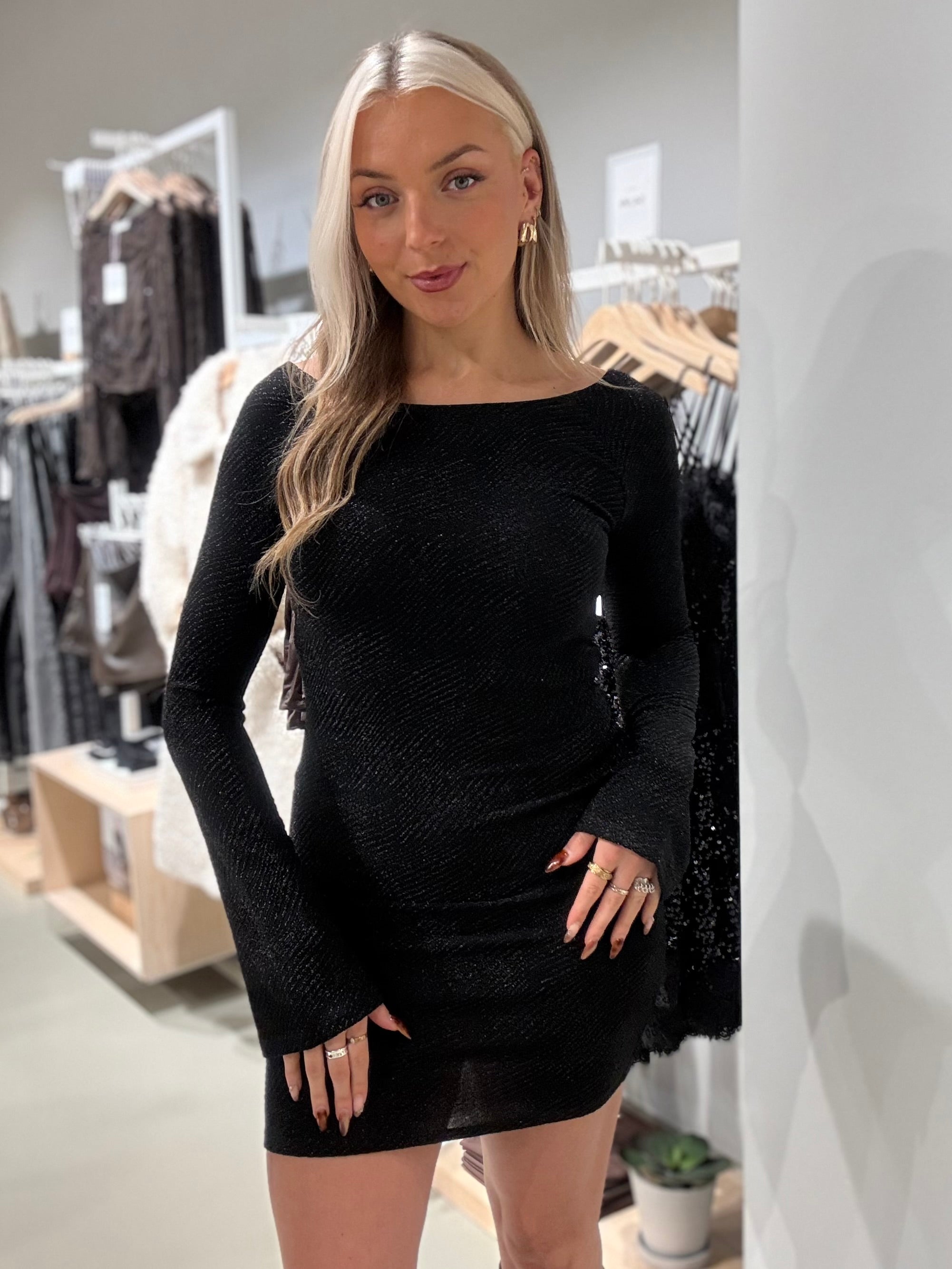 NMGILLY Short Dress - Black