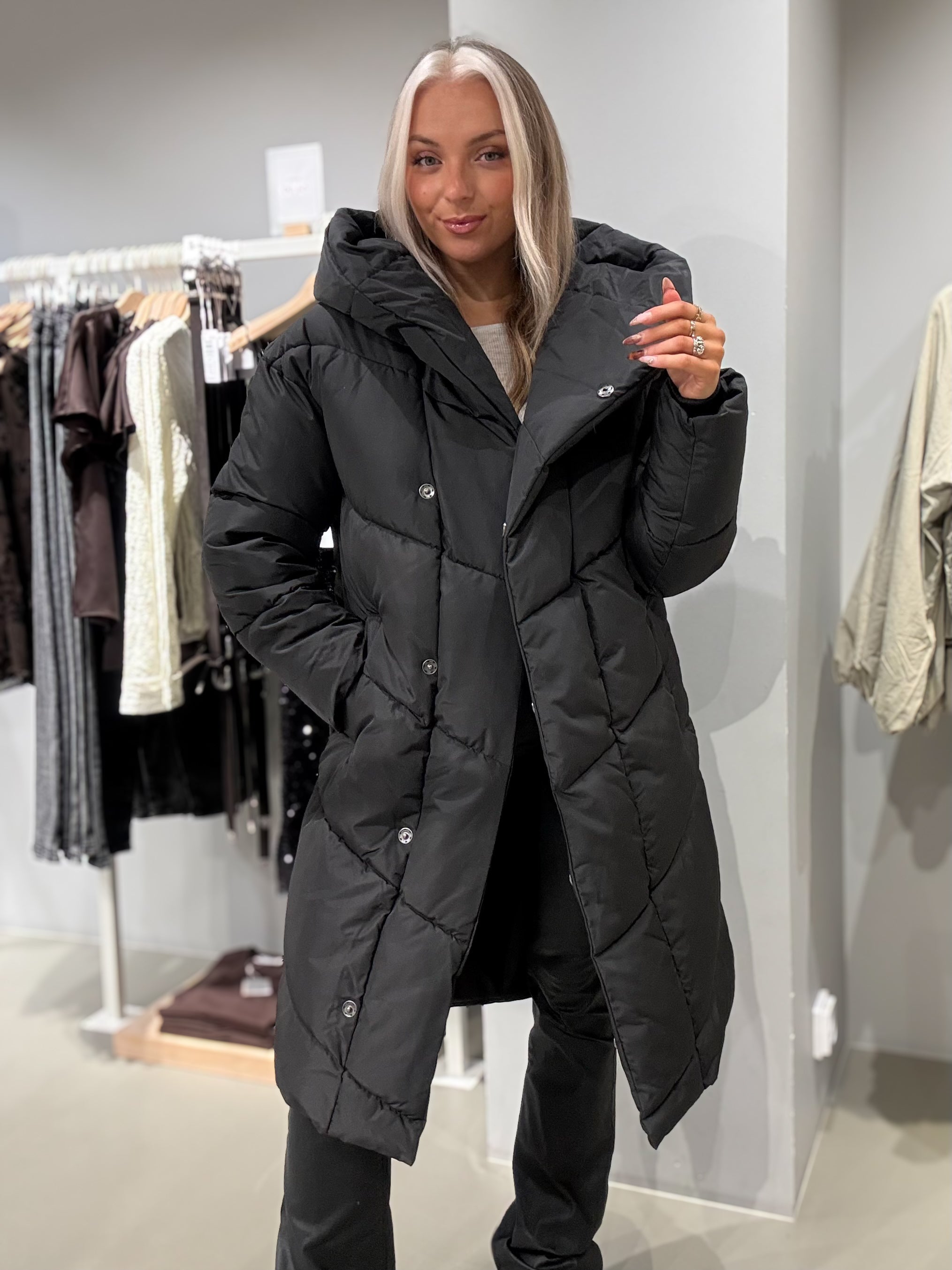 NMNEW Parka - Black