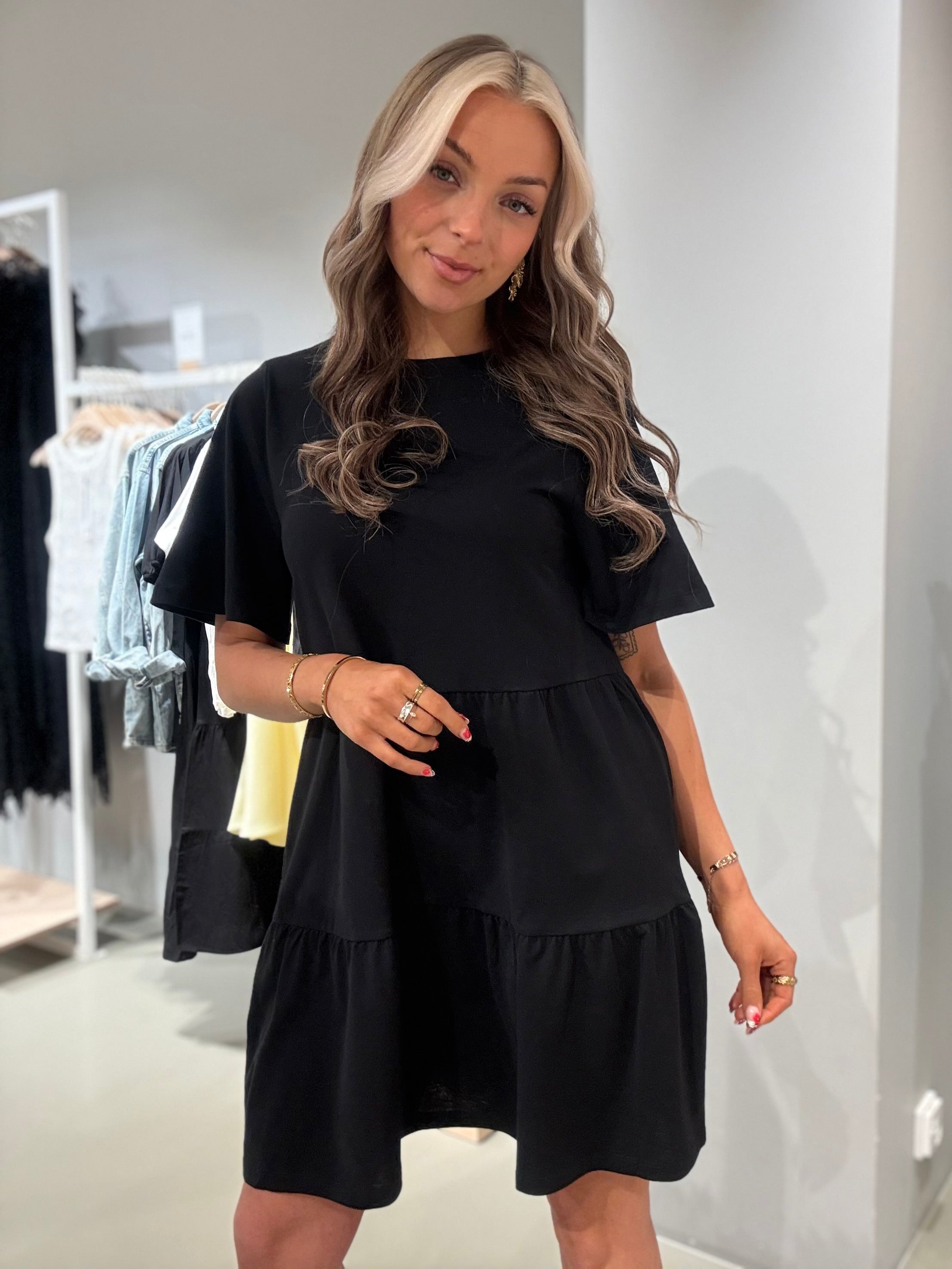 VISUMMERA Short Dress - Black Beauty