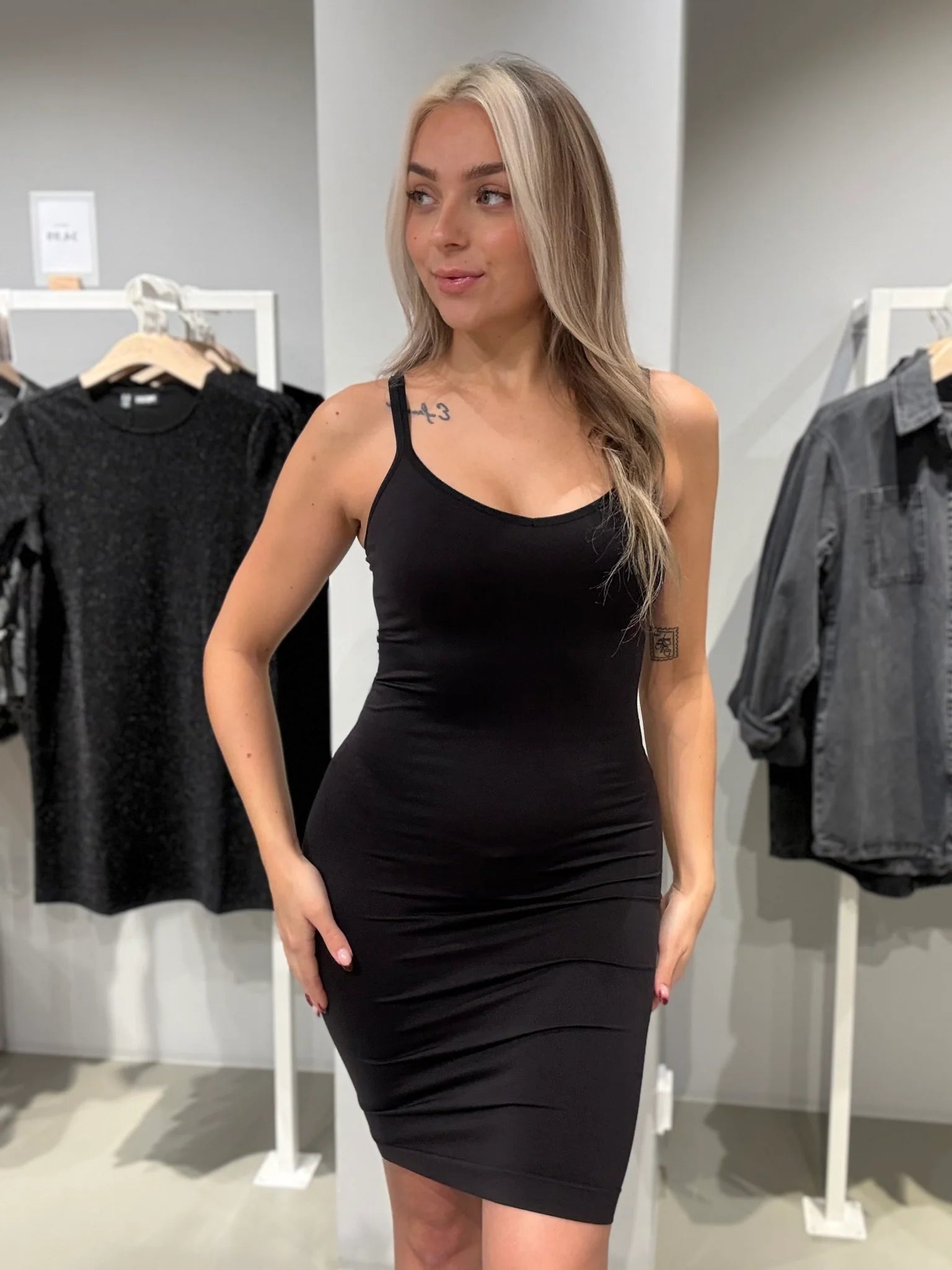 PCBALLROOM Singlet - Black