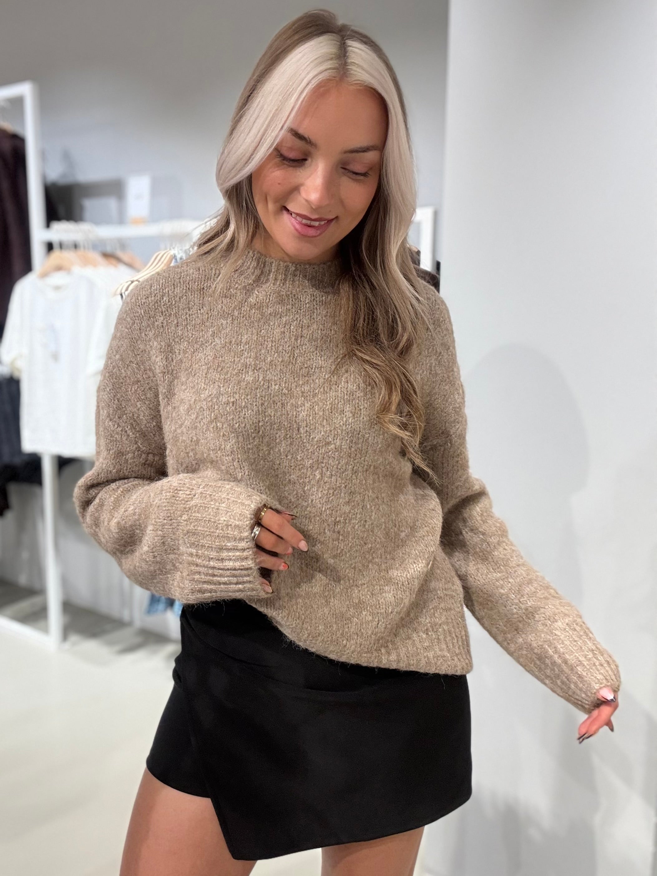 VIBOWS Pullover - Dark Natural Melange