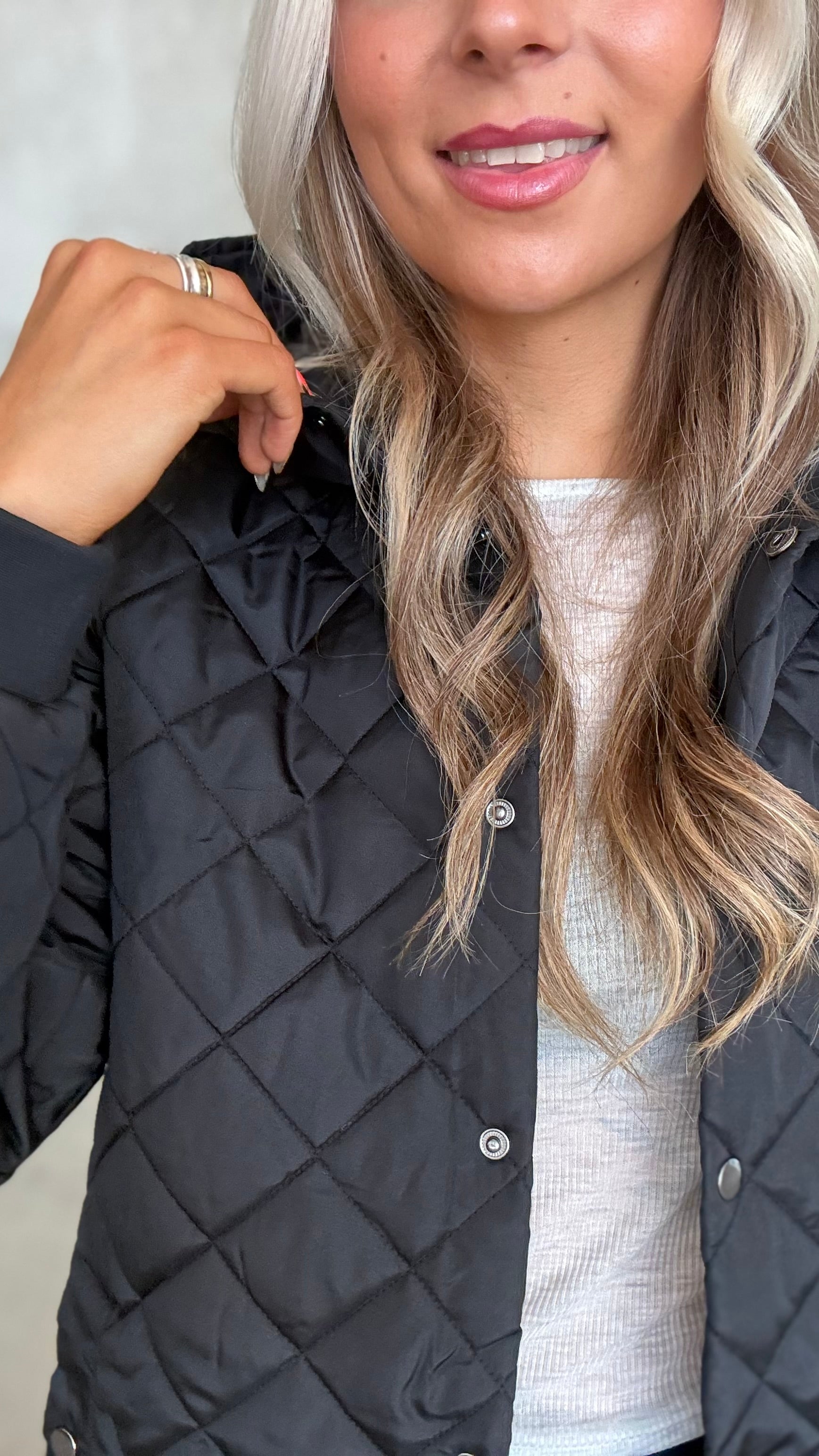 VITATE Coat - Black Beauty