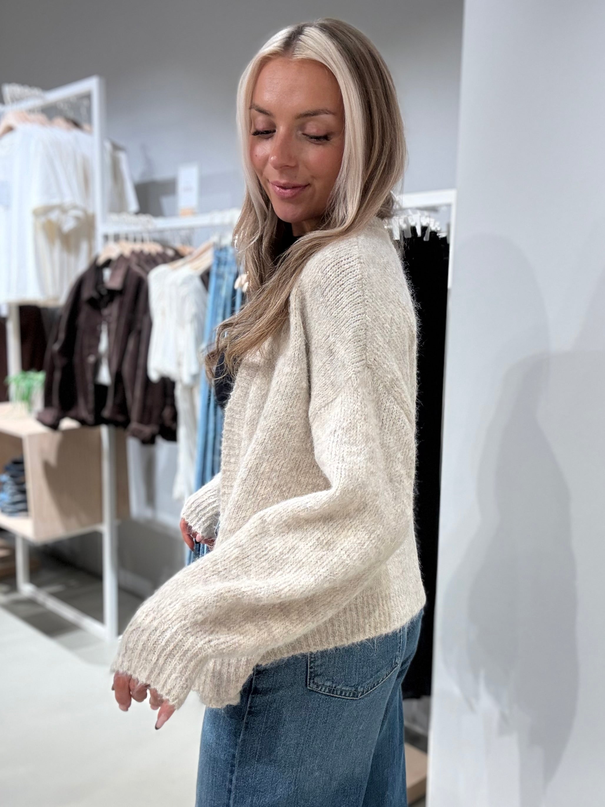 VILAMPE Knitted Cardigan - Super Light Natural Melan