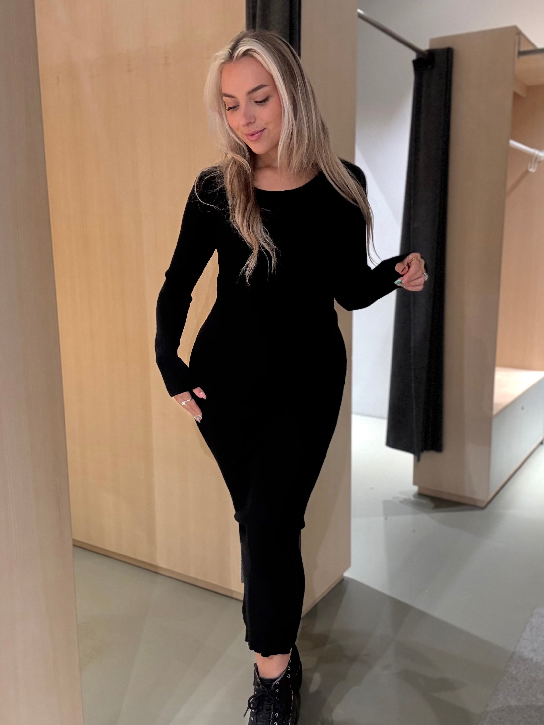 PCMIRA Short Dress - Black