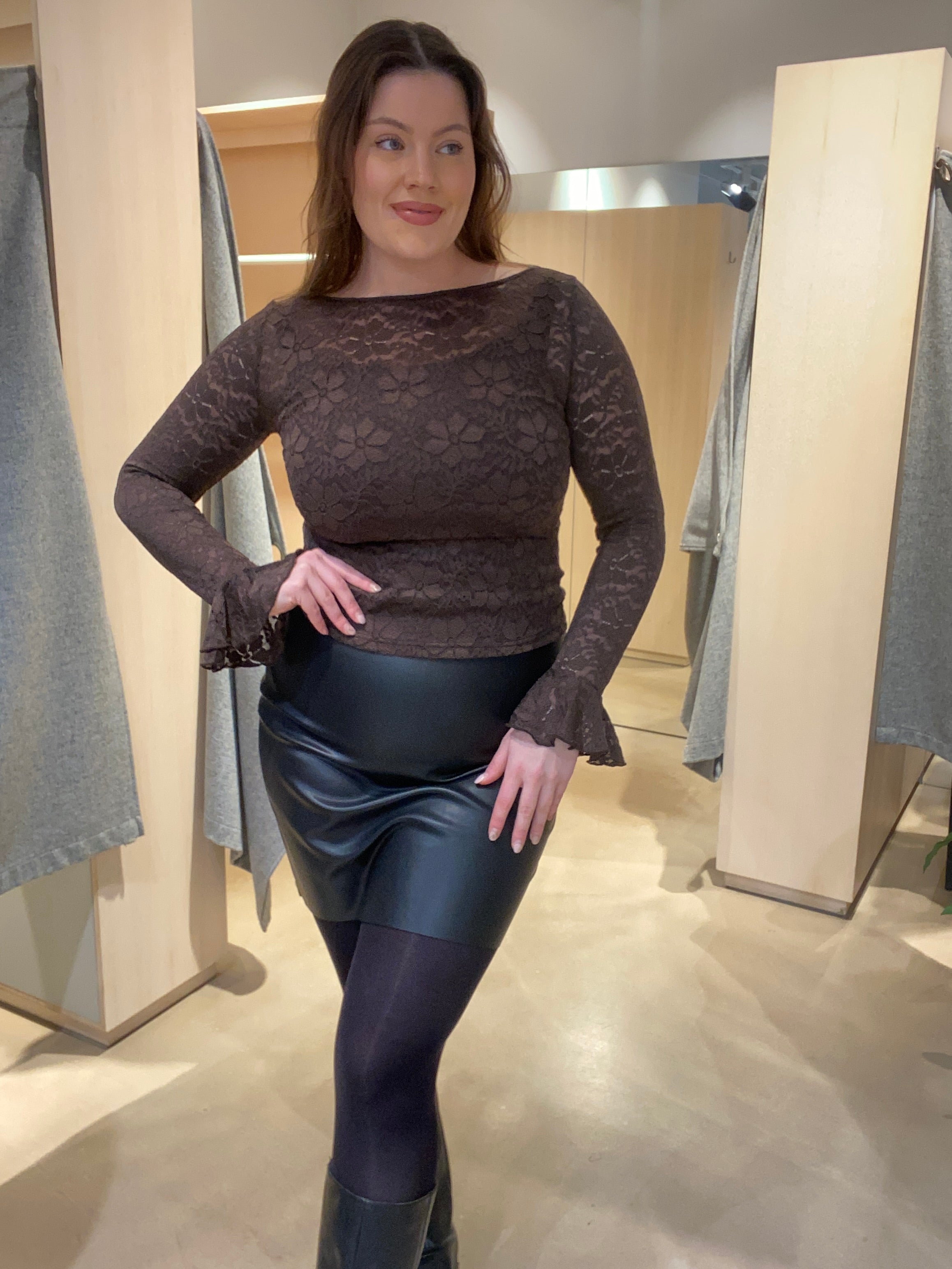 OBJINES Top - Seal Brown