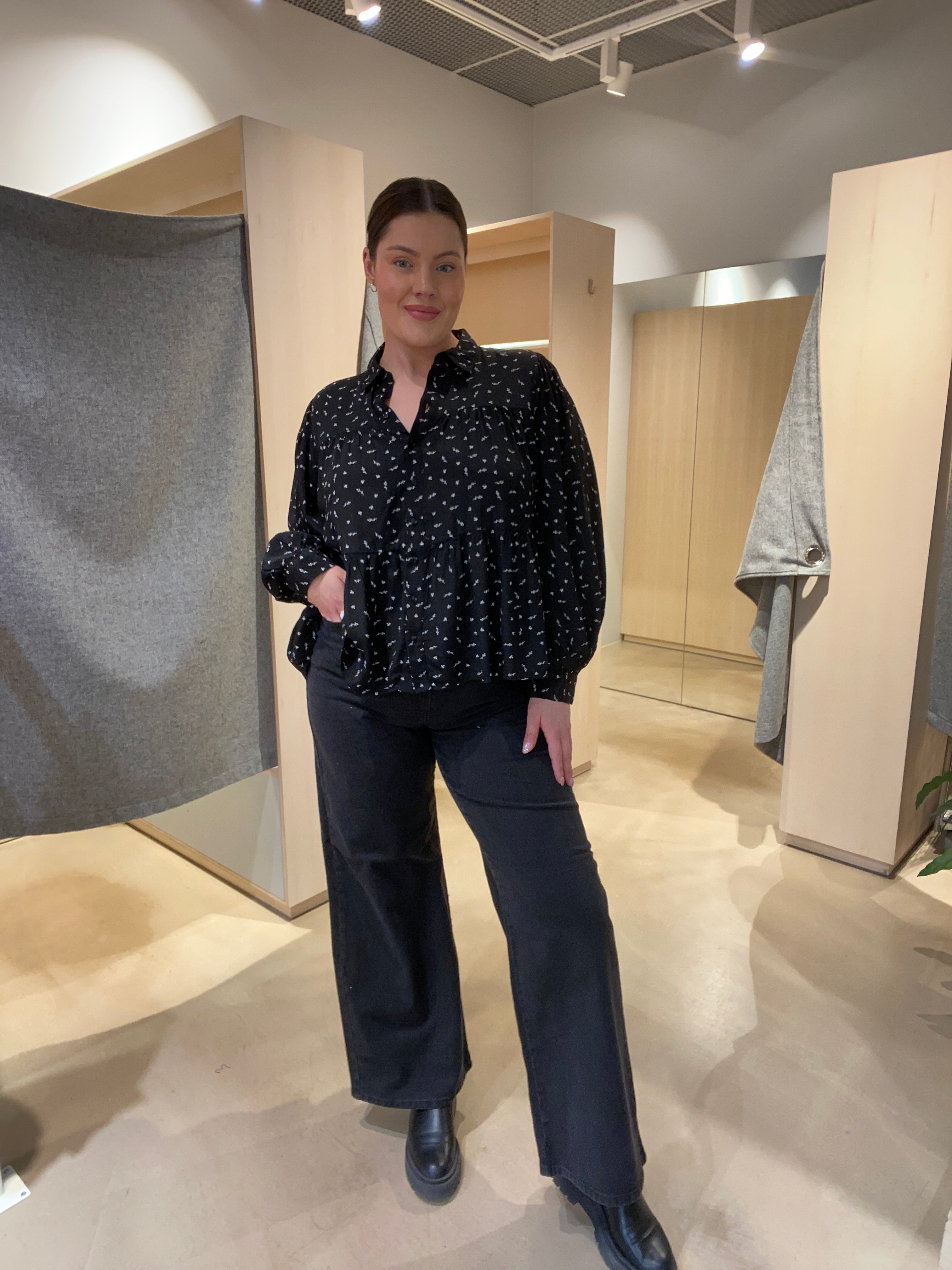 VIGITTE Shirt - Black Beauty