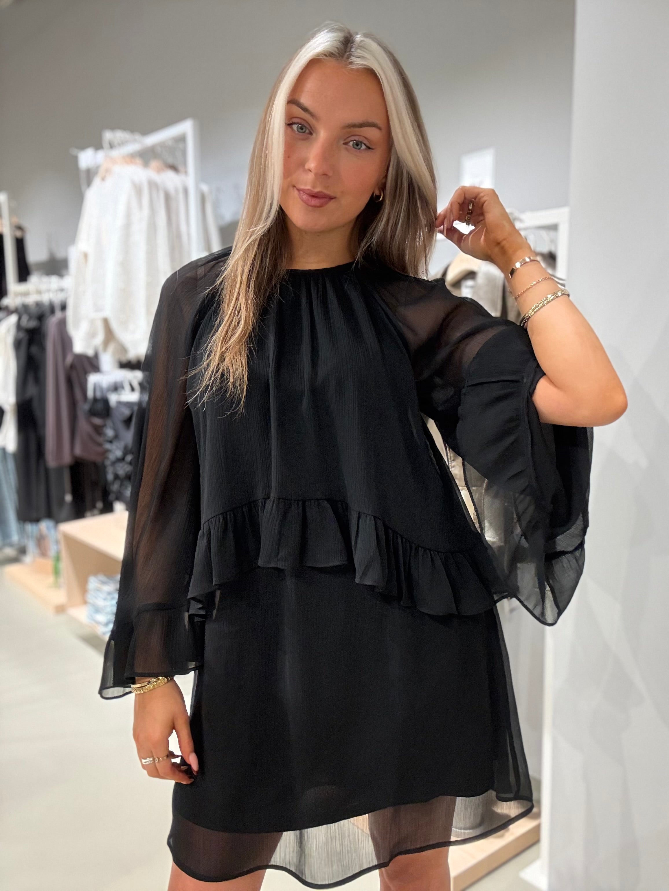 VIUNA Short Dress - Black Beauty