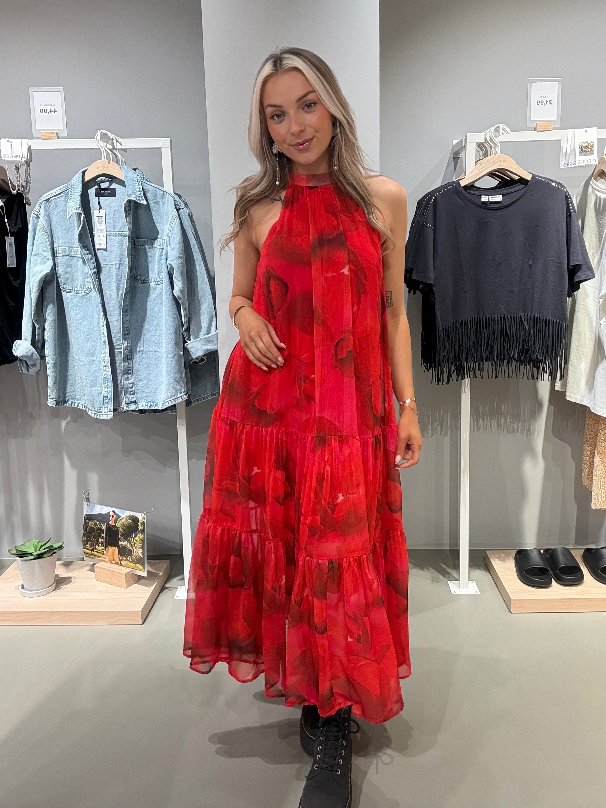 VICHIFINA Long Dress - Hibiscus