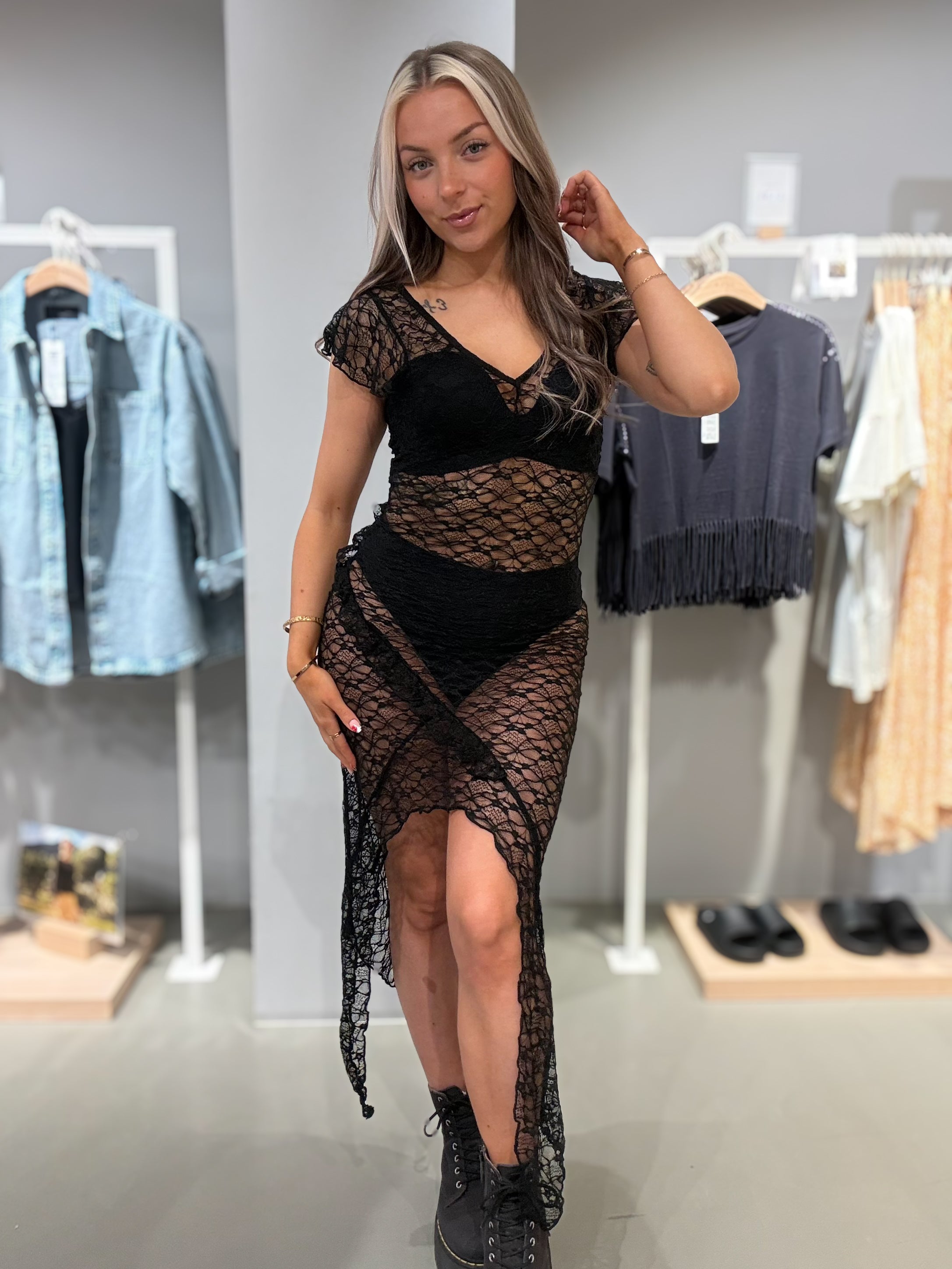 NMLACEY Long Dress - Black