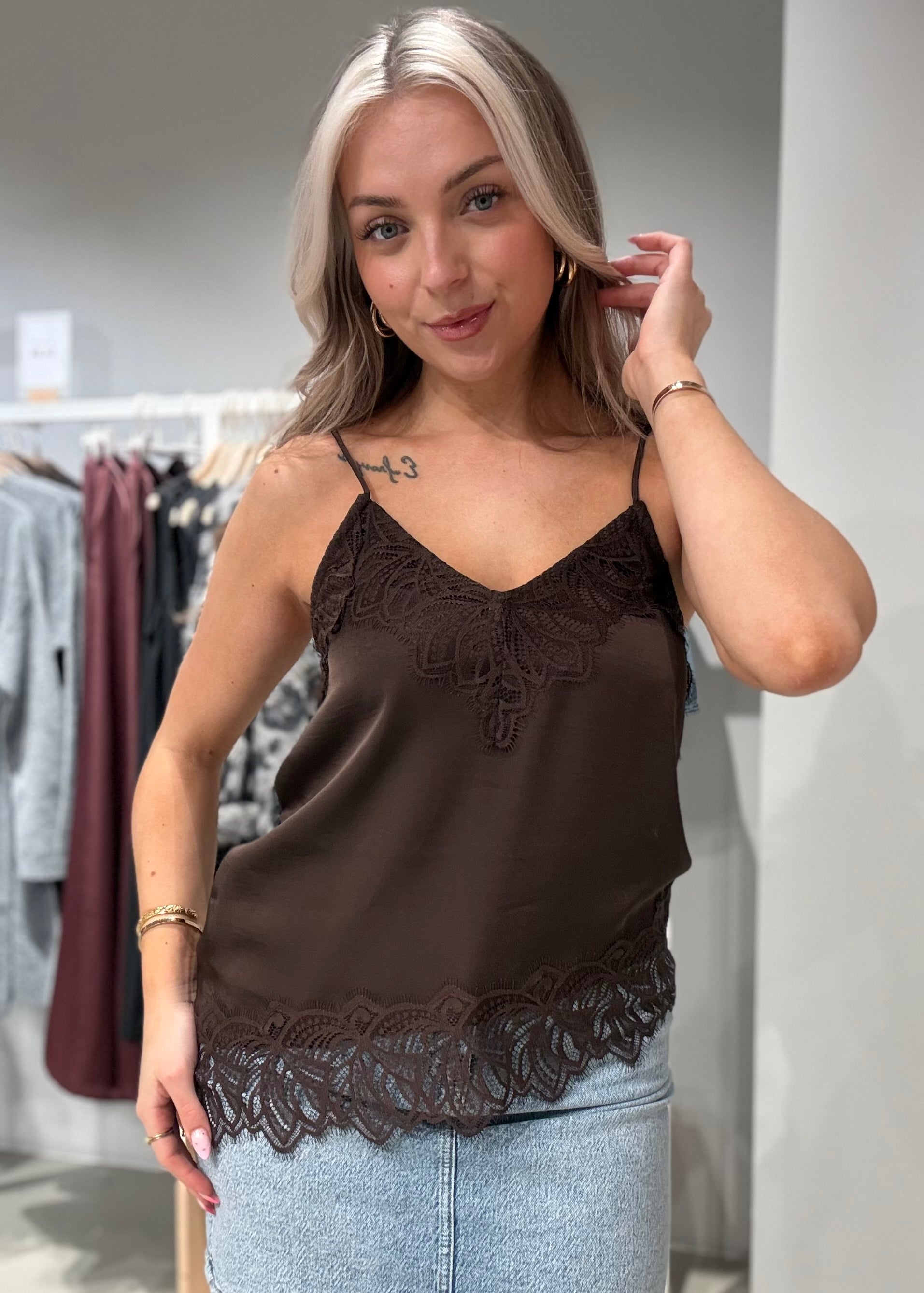 VILEA Top - Coffee Bean