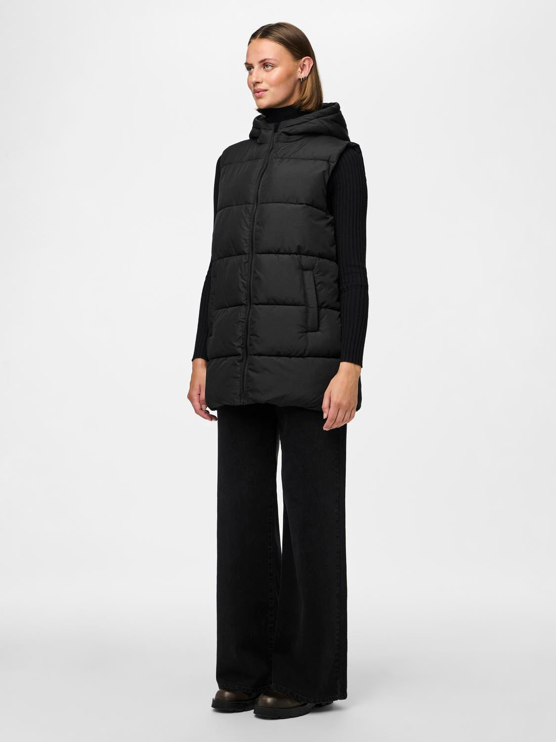 model_shot-front
