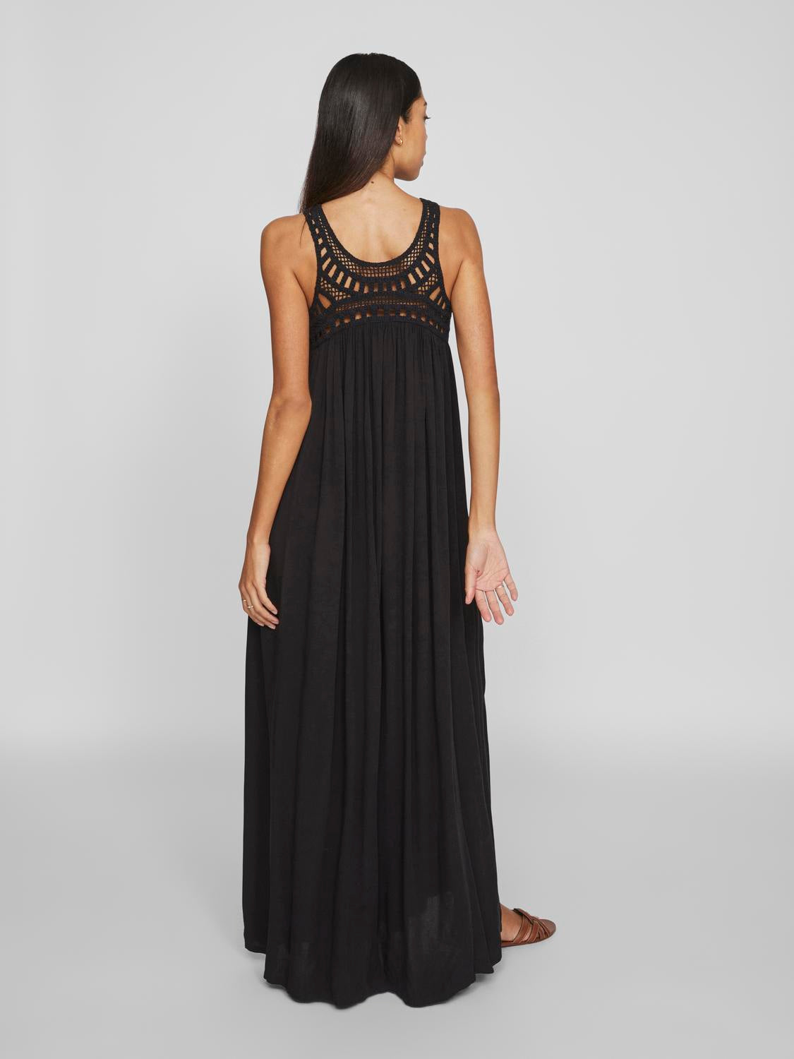 VIJUNAR Dress - Black Beauty