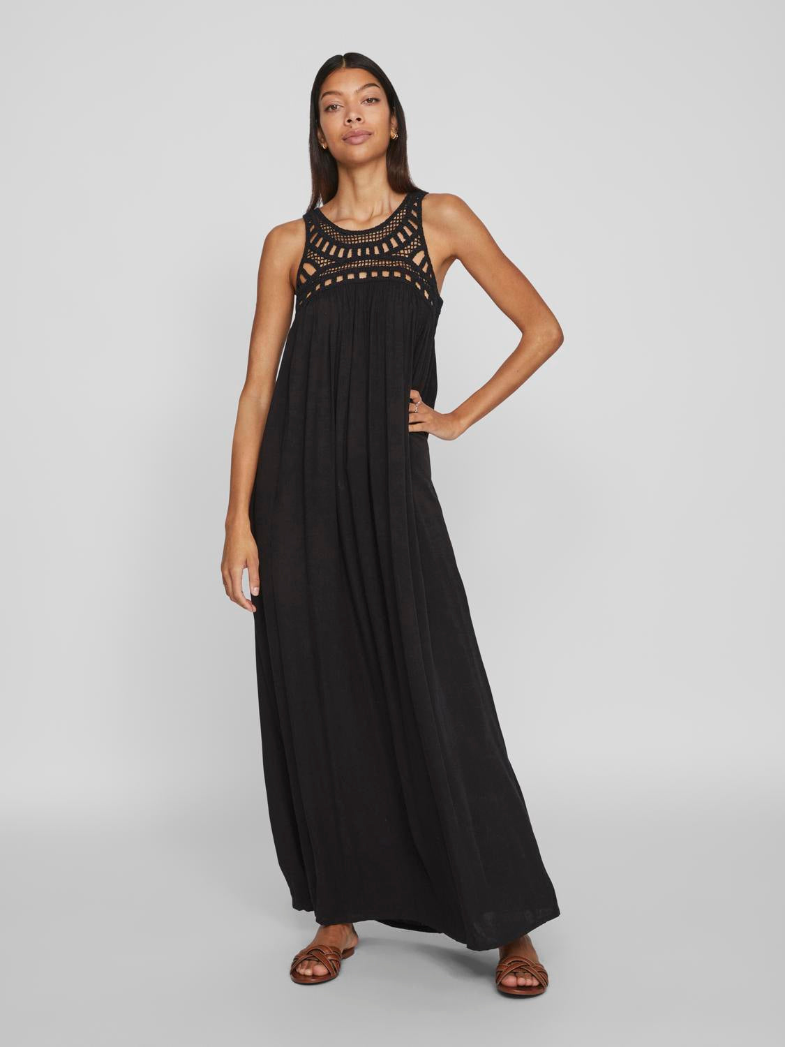 VIJUNAR Dress - Black Beauty