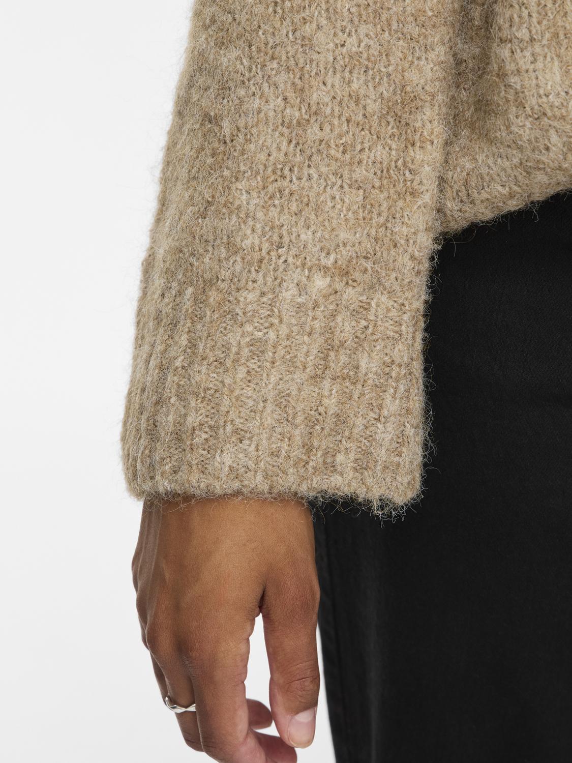 model_shot-detail