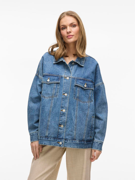 model_shot-front